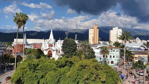 Property grounds - Hotel Dubai (Manizales)