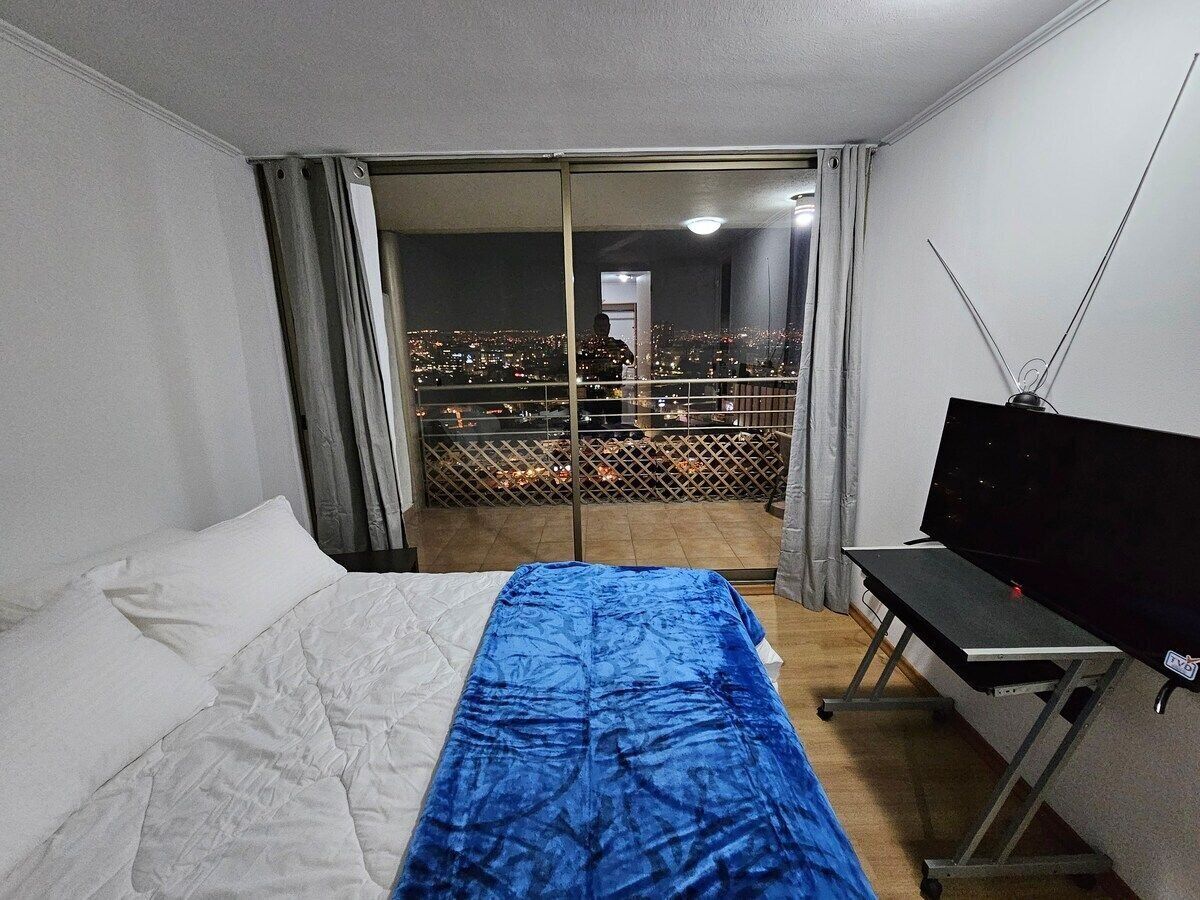 Apartment | Blackout drapes, iron/ironing board, free WiFi