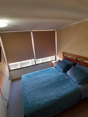 เบสิกอพาร์ทเมนท์ | 1 ห้องนอน, ผ้าม่านกันแสง, เตารีด/โต๊ะรีดผ้า, Wi-Fi ฟรี