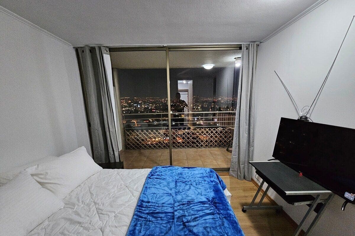 Apartment | Blackout drapes, iron/ironing board, free WiFi