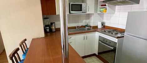 Basic Apartment | Private kitchen