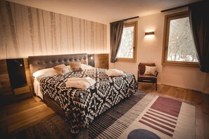 6 Schlafzimmer, Schreibtisch, WLAN, Bettwäsche