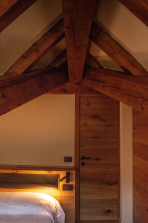 6 Schlafzimmer, Schreibtisch, WLAN, Bettwäsche