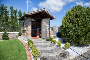 Property grounds - Villa Antici-Villa with pool near the Castelli Romani (Velletri)