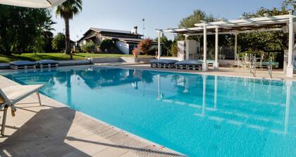 Villa en Velletri con 4 habitaciones, capacidad 10