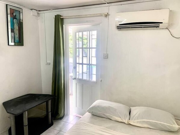 1 bedroom, iron/ironing board, WiFi