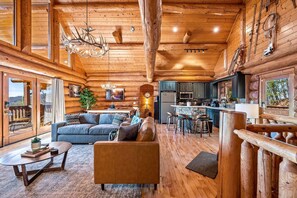 Smart-TV, peis, videospill og DVD-spiller