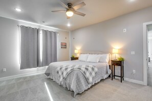 2 chambres, bureau, accès Internet, draps fournis