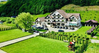 Flor de Măr Transylvanian Hotel & spa, close to Dracula Castle, Brasov,mountains