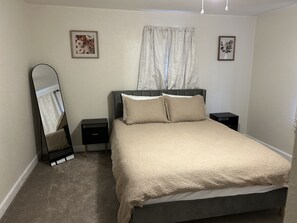 3 habitaciones, wifi gratis y ropa de cama 