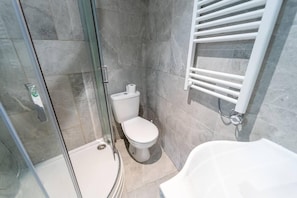 House | Bathroom | Shower, free toiletries, hair dryer, towels