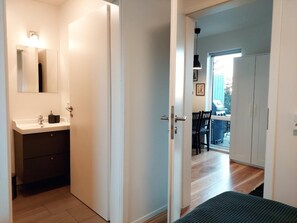 2 chambres, lit parapluie, Wi-Fi gratuit, draps fournis