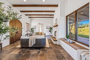 Interior - The Ranch At Coachella, A Private Estate. Two Beautiful Homes, Views, & Pool. (Coachella)