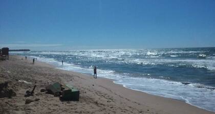 Apartamento 200 m da Praia Vilas do AtlĂąntico