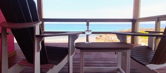 Casa Corazon - Striking Beach Home