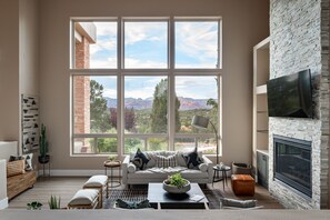 Smart-TV og stereoanlegg