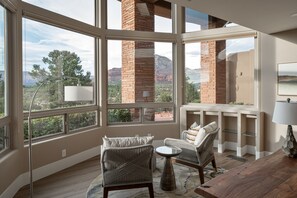 Smart-TV og stereoanlegg