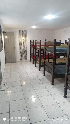 3 camere, Wi-Fi, lenzuola