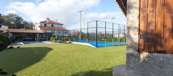 Casa Grande Gondomil |Padel |Swimming Pool| Table Tennis and foot
