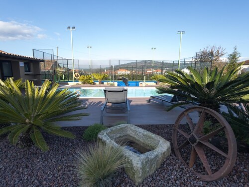 Casa Grande Gondomil | Padel | Swimming Pool | Table Tennis and foot