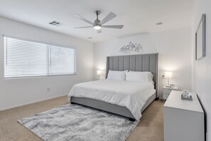 3 bedrooms, iron/ironing board, WiFi, bed sheets