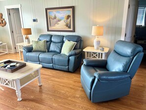 Smart TV, books - New Pool + Putting Green, Walk to Beach, Waterfront Home in Cherry Grove! (North Myrtle Beach)