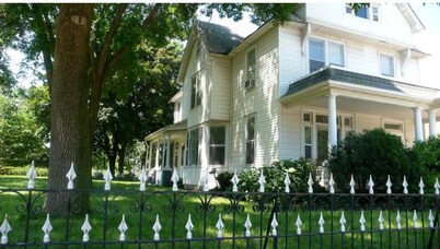 Victorian Modern, on the Mississippi River