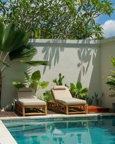 3 br villa across from Thomas beach, Uluwatu .