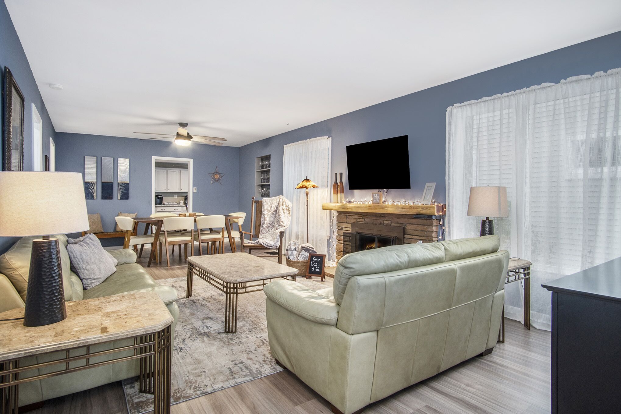 Cozy 3 BR House – 7 min Walk to Downtown & Lake MI