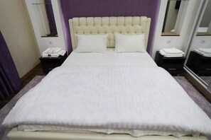 1 chambre, fer et planche Ă repasser, Wi-Fi, draps fournis
