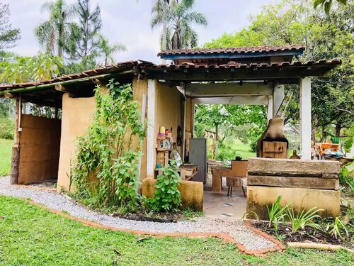 Charmoso Chalé na Ecovila Sustentar