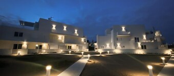 KEYS CORALLO: APARTMENT ON TWO LEVELS NEAR THE SEA!!
