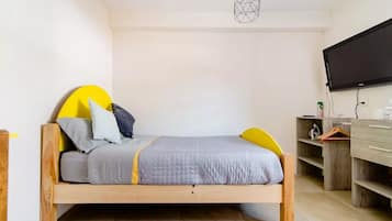 1 bedroom, iron/ironing board, free WiFi, bed sheets