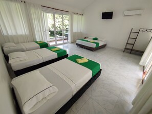 Family Room | 1 bedroom, bed sheets