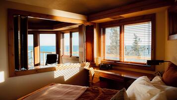 1 bedroom, iron/ironing board, Internet