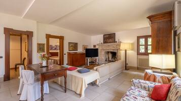 2 chambres, fer et planche Ă repasser, Wi-Fi gratuit, draps fournis