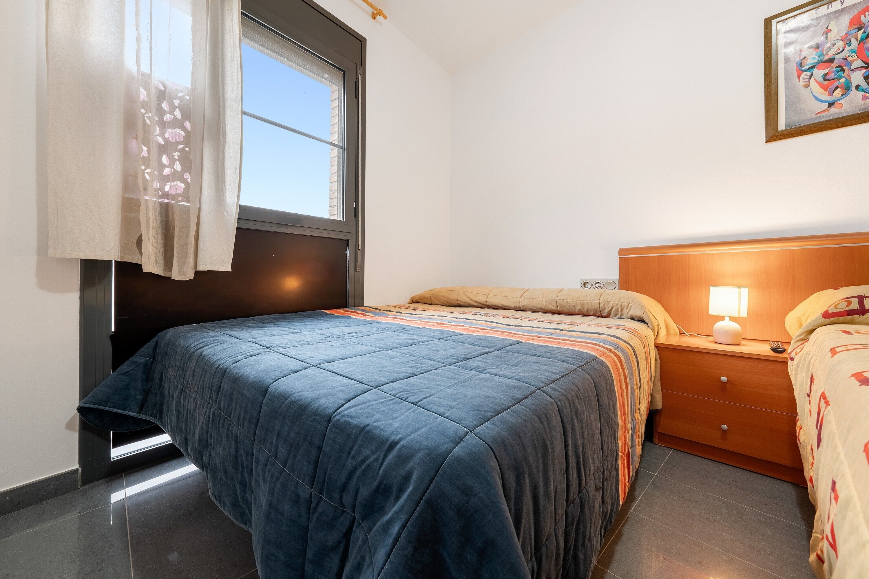 2 makuuhuonetta, ilmainen Wi-Fi, vuodevaatteet