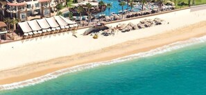 Sun loungers, beach towels - 
Oceanfront View to Whale Season from your Penthouse Balcony!
 (Cabo San Lucas)
