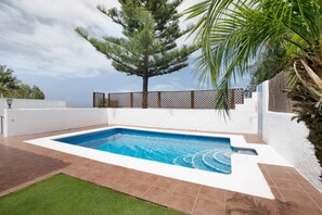 Pool - Vacation Home 'Chousa' with Sea View, Wi-Fi and Air Conditioning (El sauzal)