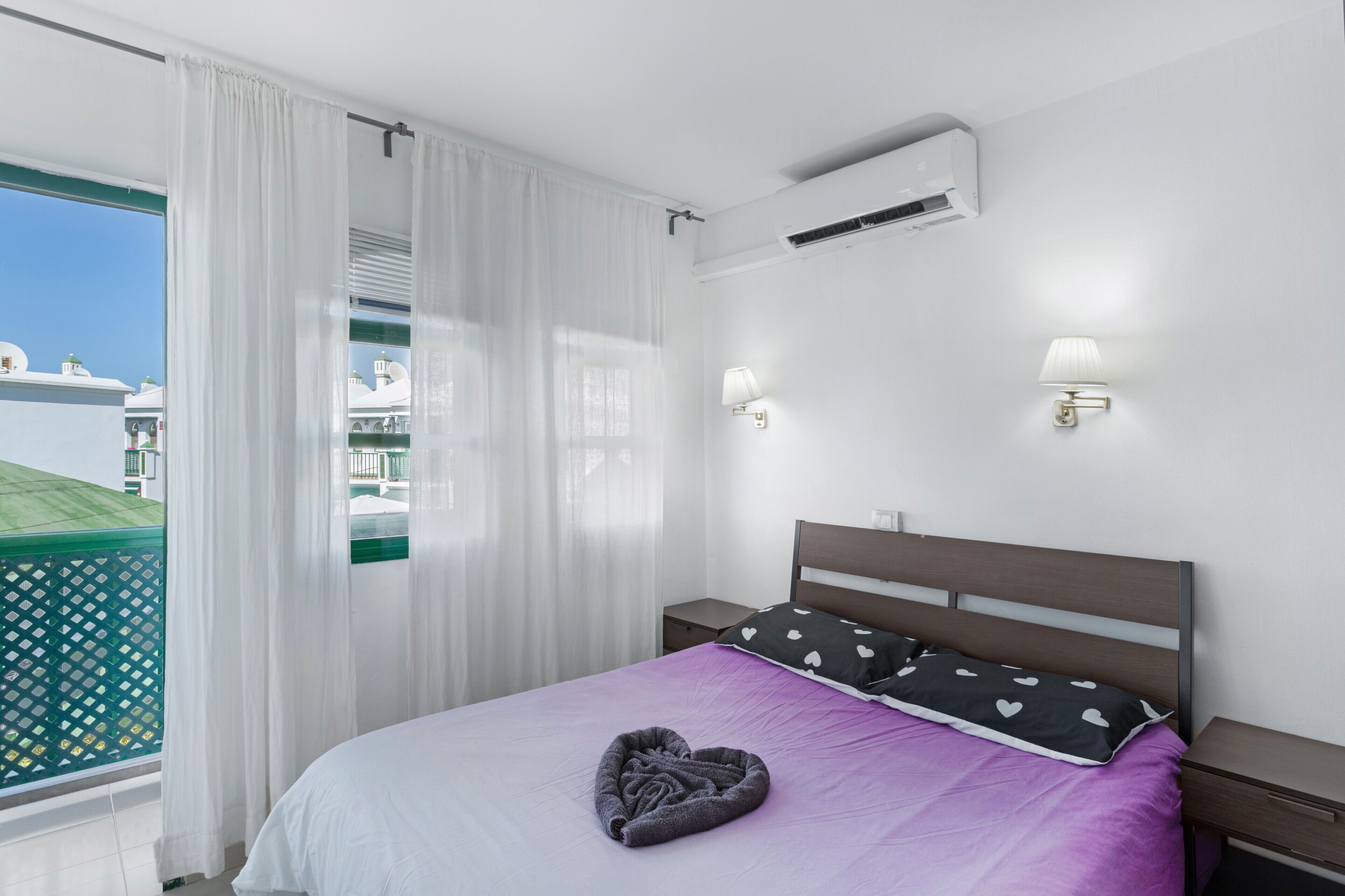 1 chambre, fer et planche à repasser, Wi-Fi gratuit, draps fournis