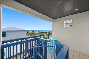 Property grounds - On Inlet Time - Private Pool & Hot Tub 4 Minute Walk to Beach (Panama City Beach)
