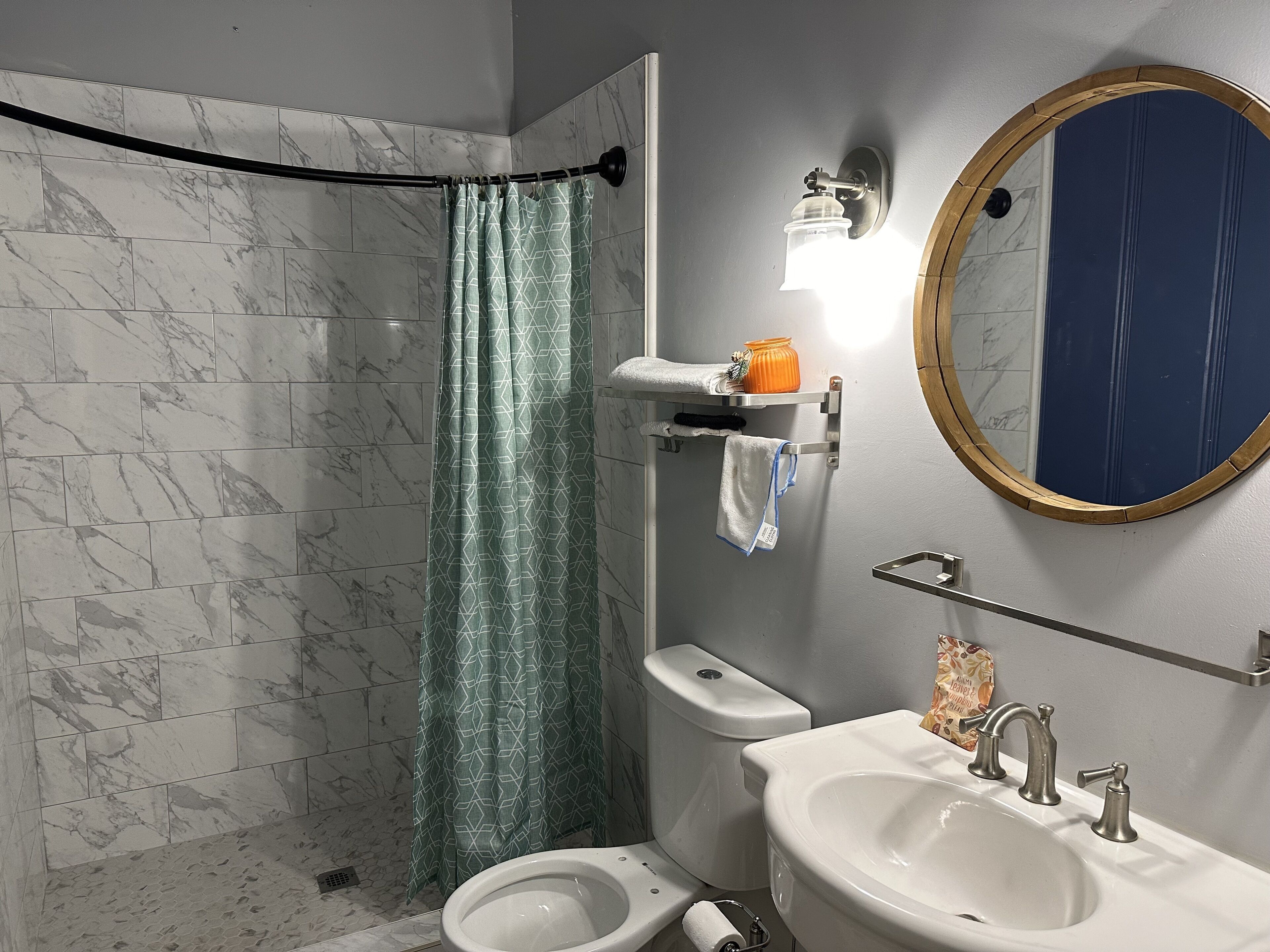 Towels, toilet paper