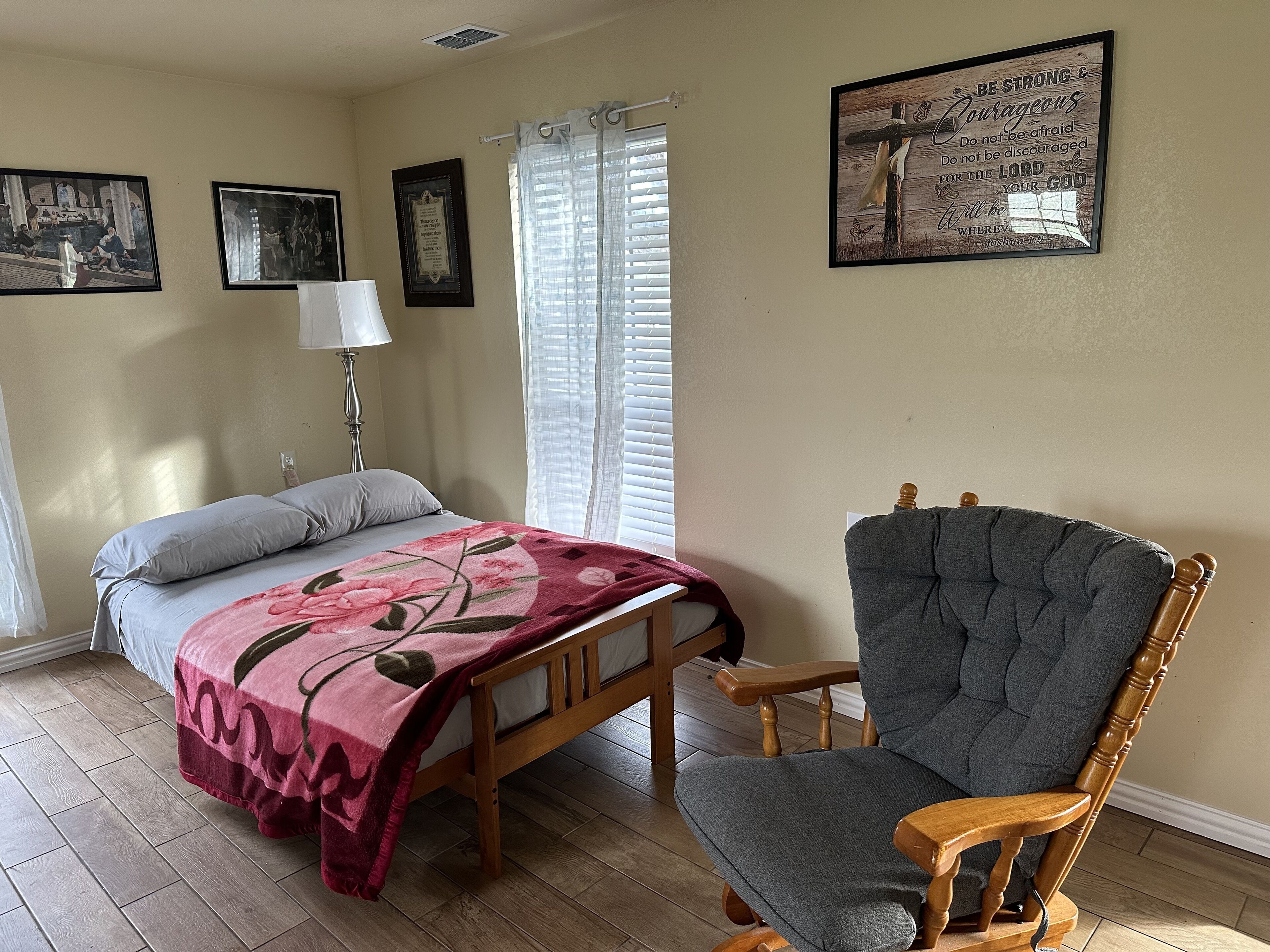 1 bedroom, WiFi, bed sheets