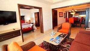 Family Room - SOLMAR RESORT (Cabo San Lucas)