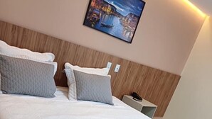 Exclusive Double Room | Laptop workspace, WiFi (free), bed sheets - Premium Hotel (Delmiro Gouveia)