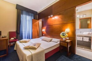 6 quartos, Wi-Fi, roupa de cama