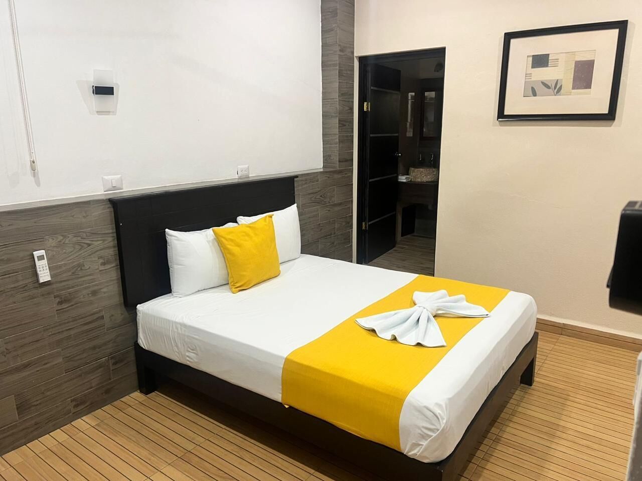 Room, 1 Double Bed, Non Smoking