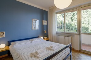 2 makuuhuonetta, silitysrauta/-lauta, Wi-Fi, vuodevaatteet
