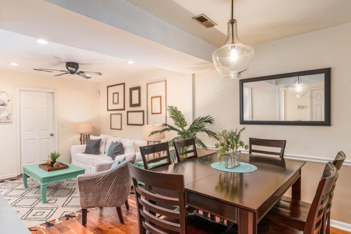 The GreenHaus -5minToDowntown-W/OptionalCar-PetFriendly