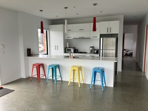 Private kitchen - Modern Beach House (Mangawhai)